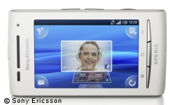Путешествовать по Интернету весело с Sony Ericsson Xperia X8
